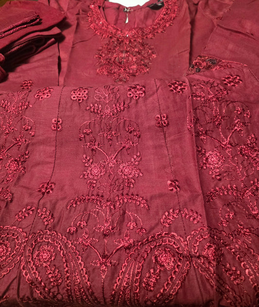 Girls Embroidered Suit (8-9yrs)