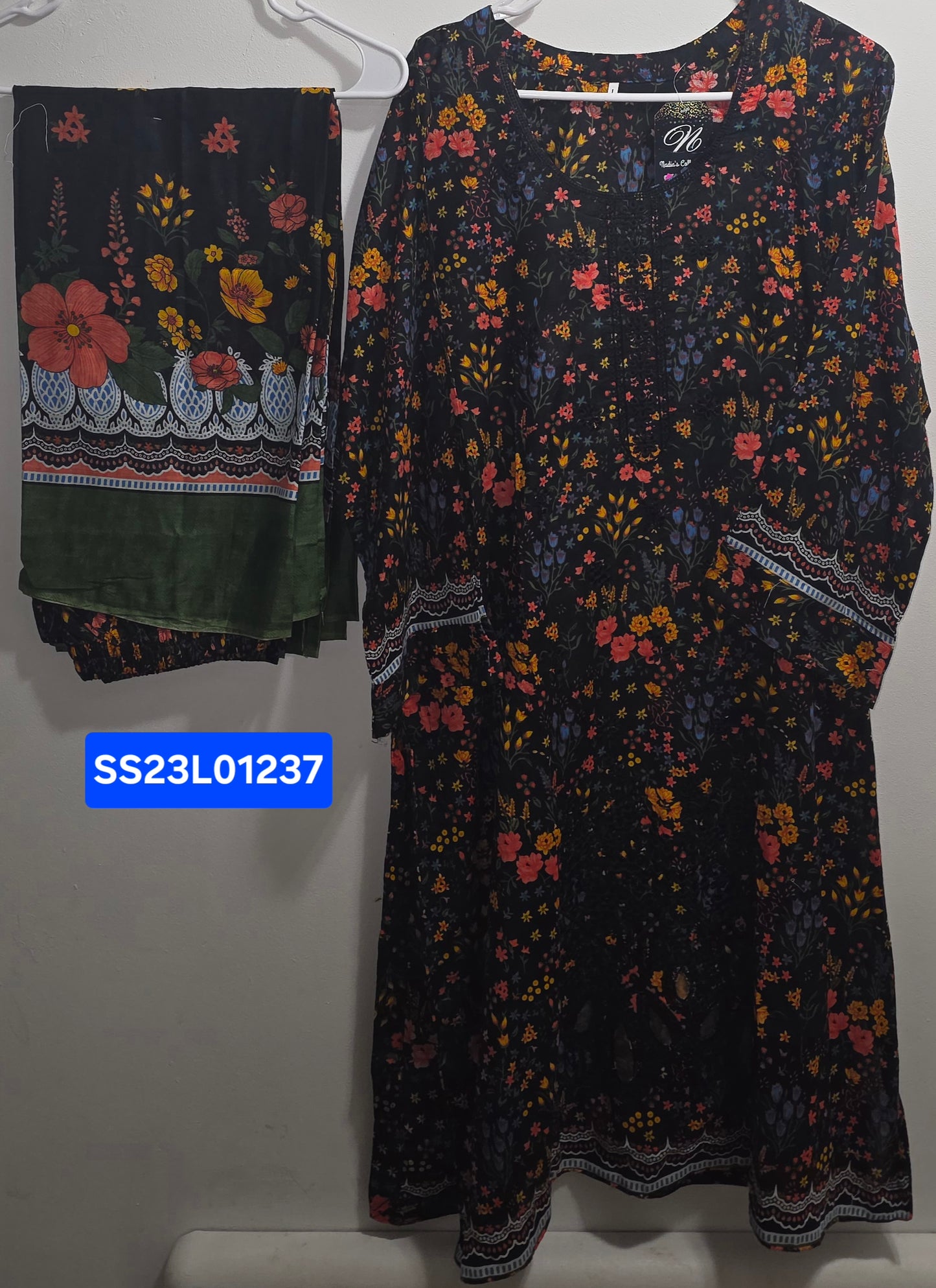 Cotton/Lawn 3pc Suit