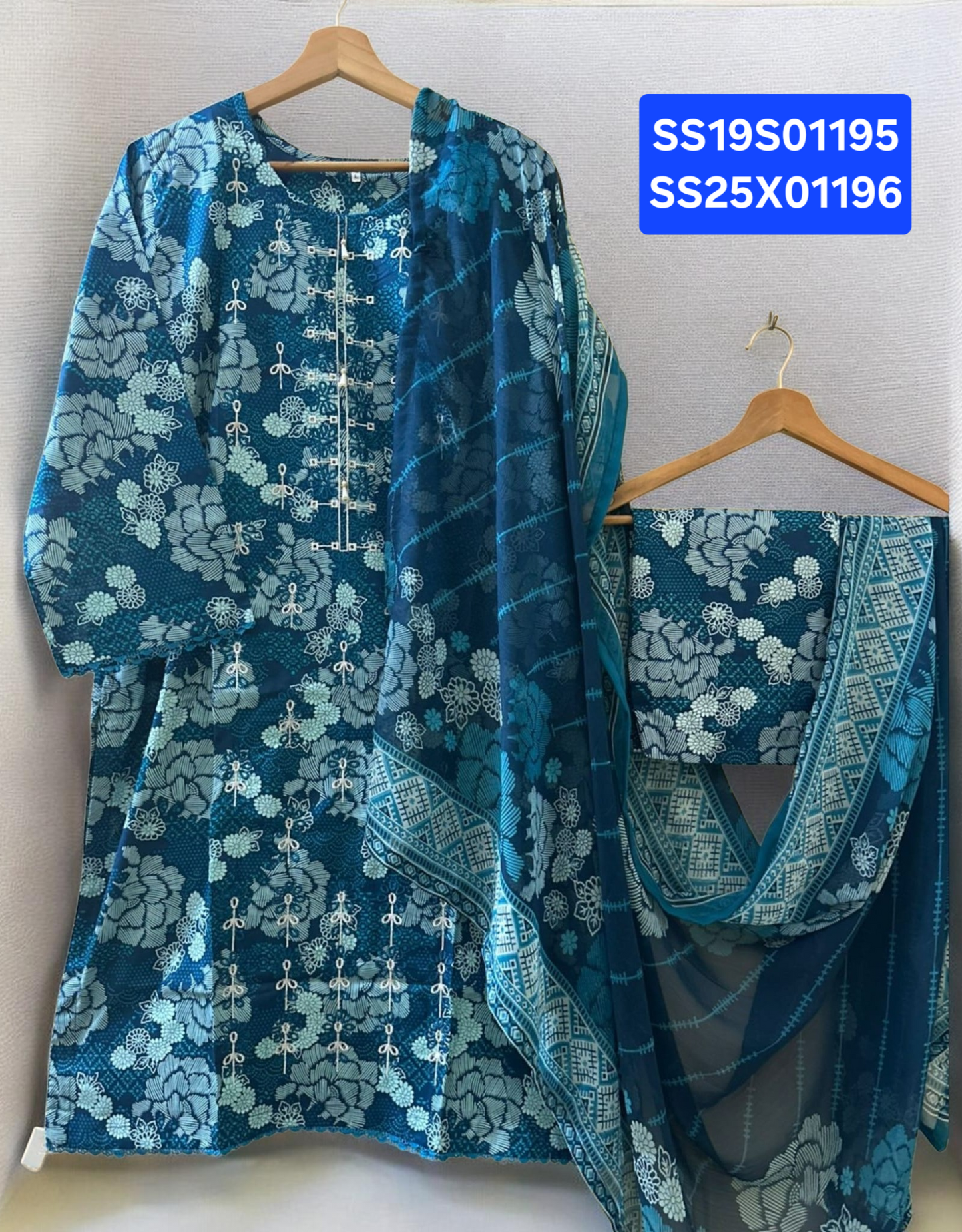 Lawn 3pc Suit with Chiffon Dupatta