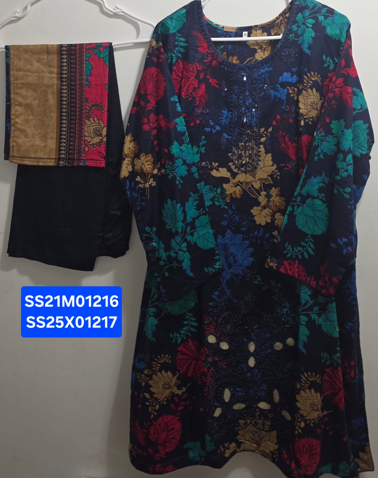 Cotton/Lawn 3pc Suit
