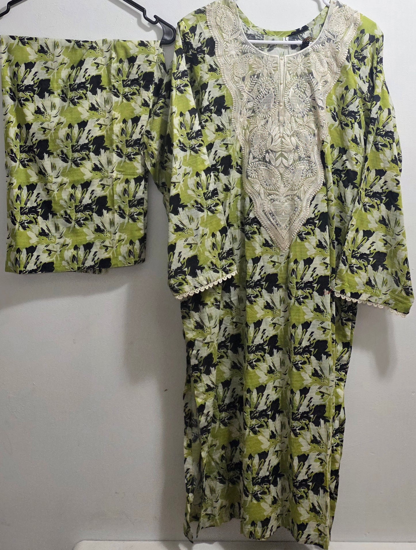 Doria Lawn 2pc Suit