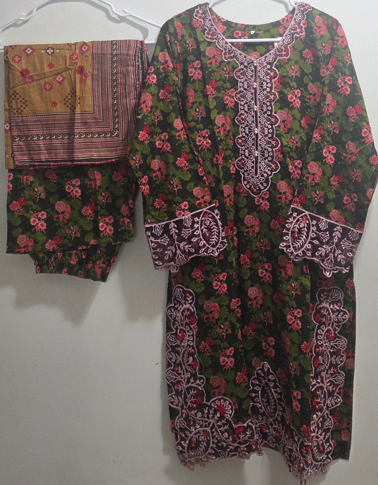 Lawn 3pc Suit with Patchwork