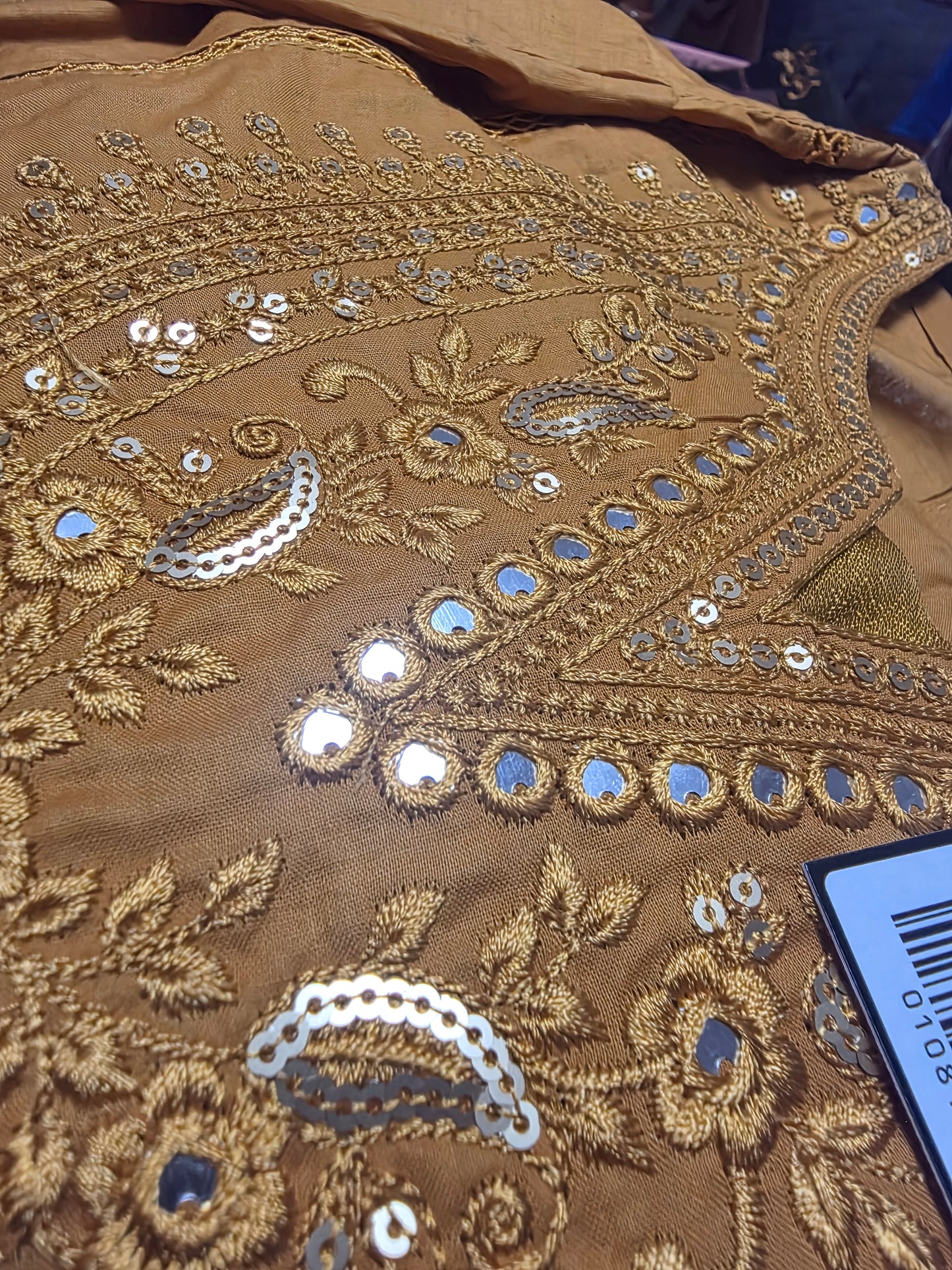 Girls Embroidered Suit (9-10yrs)