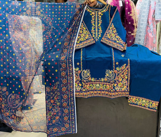 Cotton 3pc Embroidered Farshi Shalwar Suit