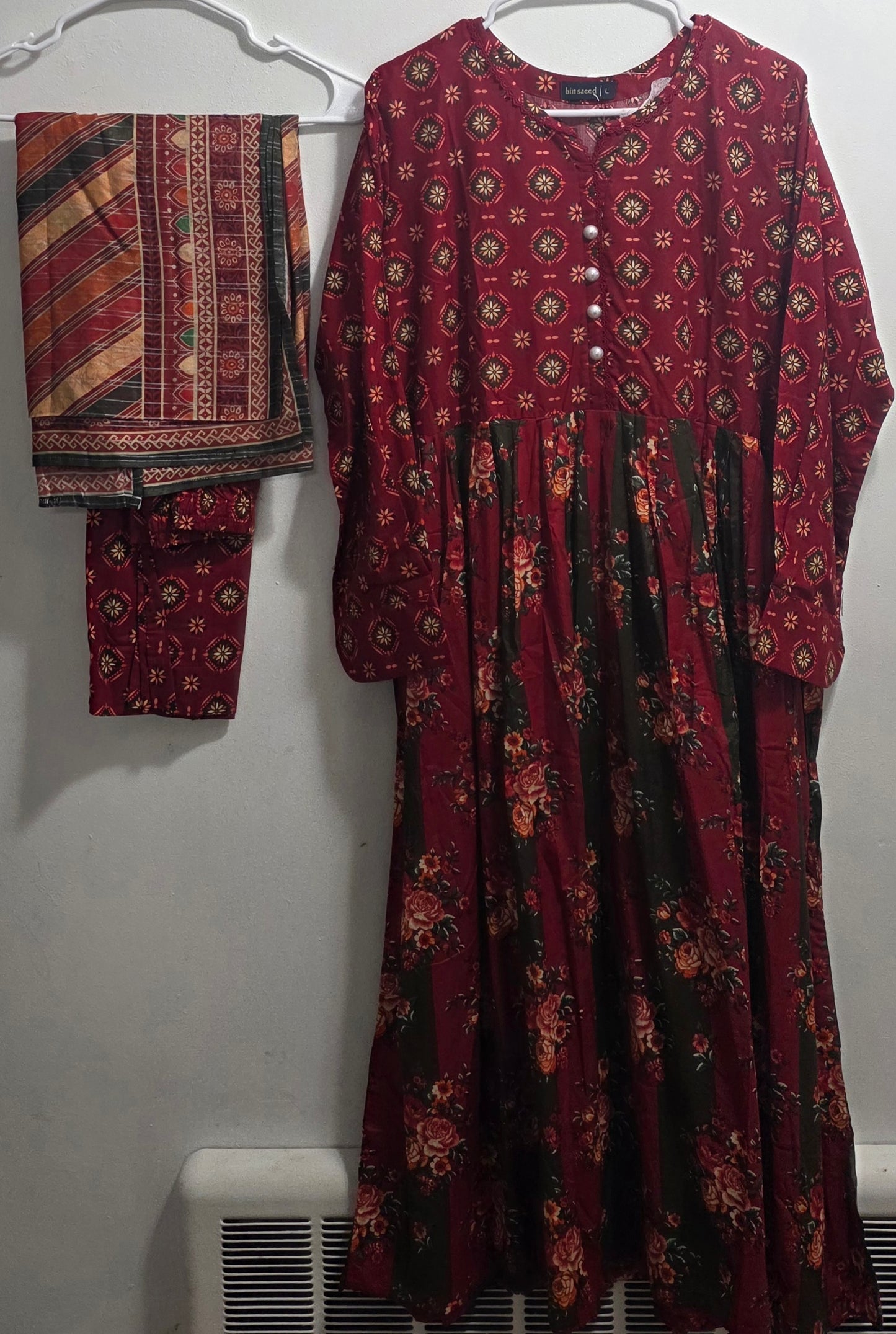 Bin Saeed Lawn 3pc Frock Suit