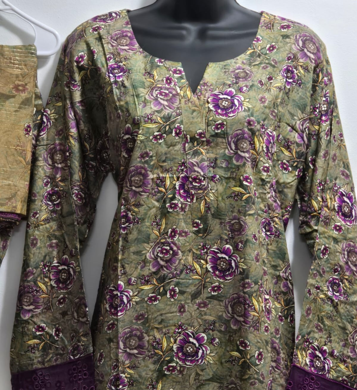 Linen 3pc Suit with Laces & Patchwork