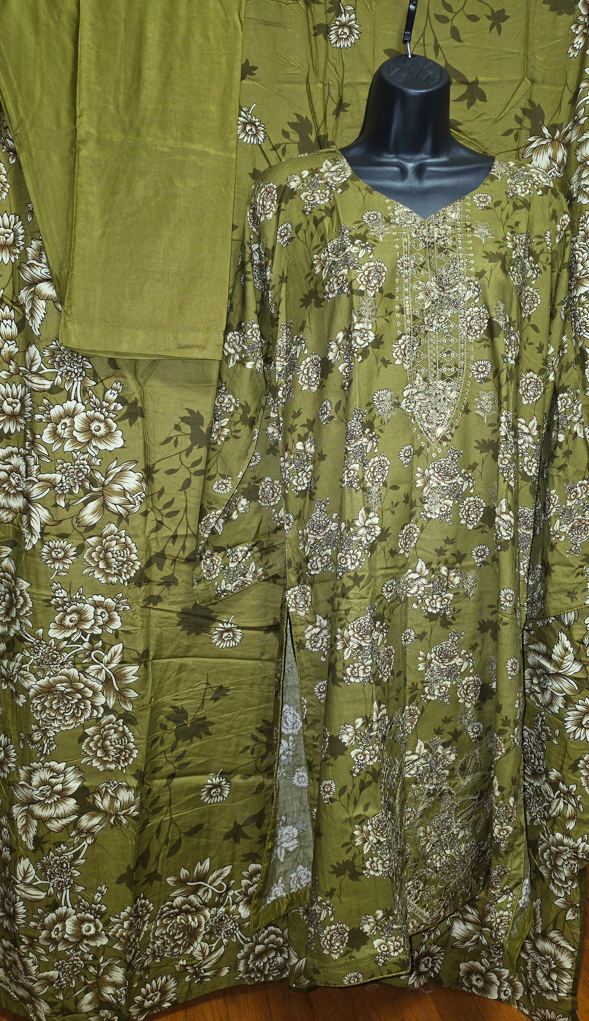 Linen Embroidered 3pc Suit