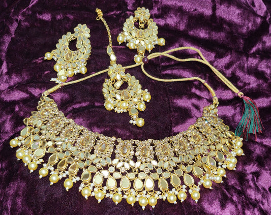 Necklace Set