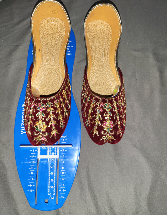 Khussa size 7