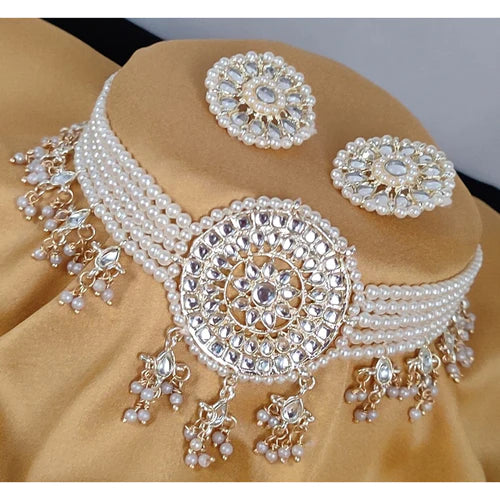 Kundan Stone And Pearl Choker Necklace Set