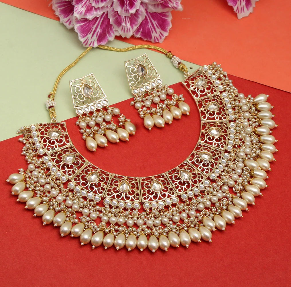 Multicolor Kundan Necklace Set