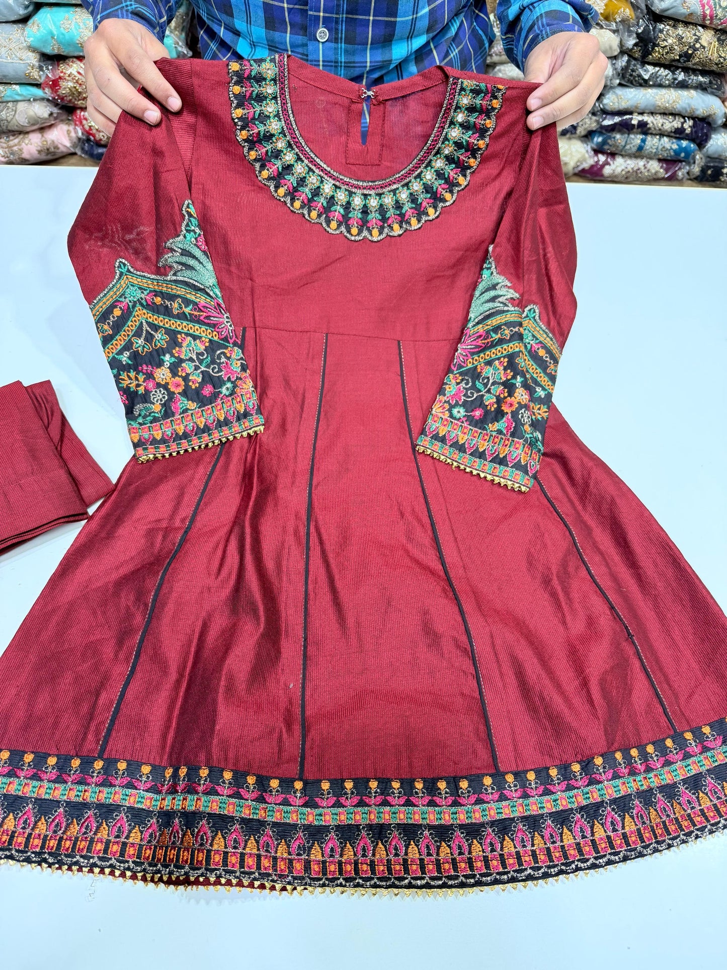 Girls Embroidered Suit (8-9yrs)