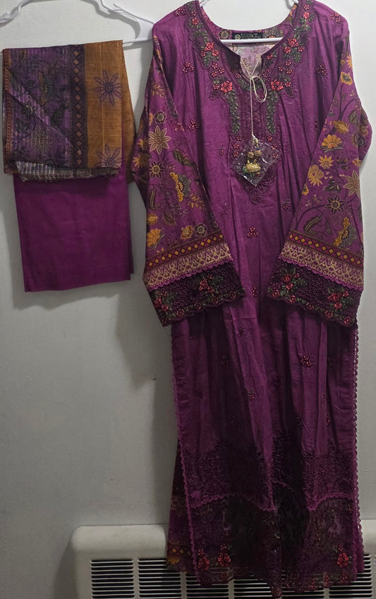 Munira linen 3pc Suit with Embroidery & Patch work