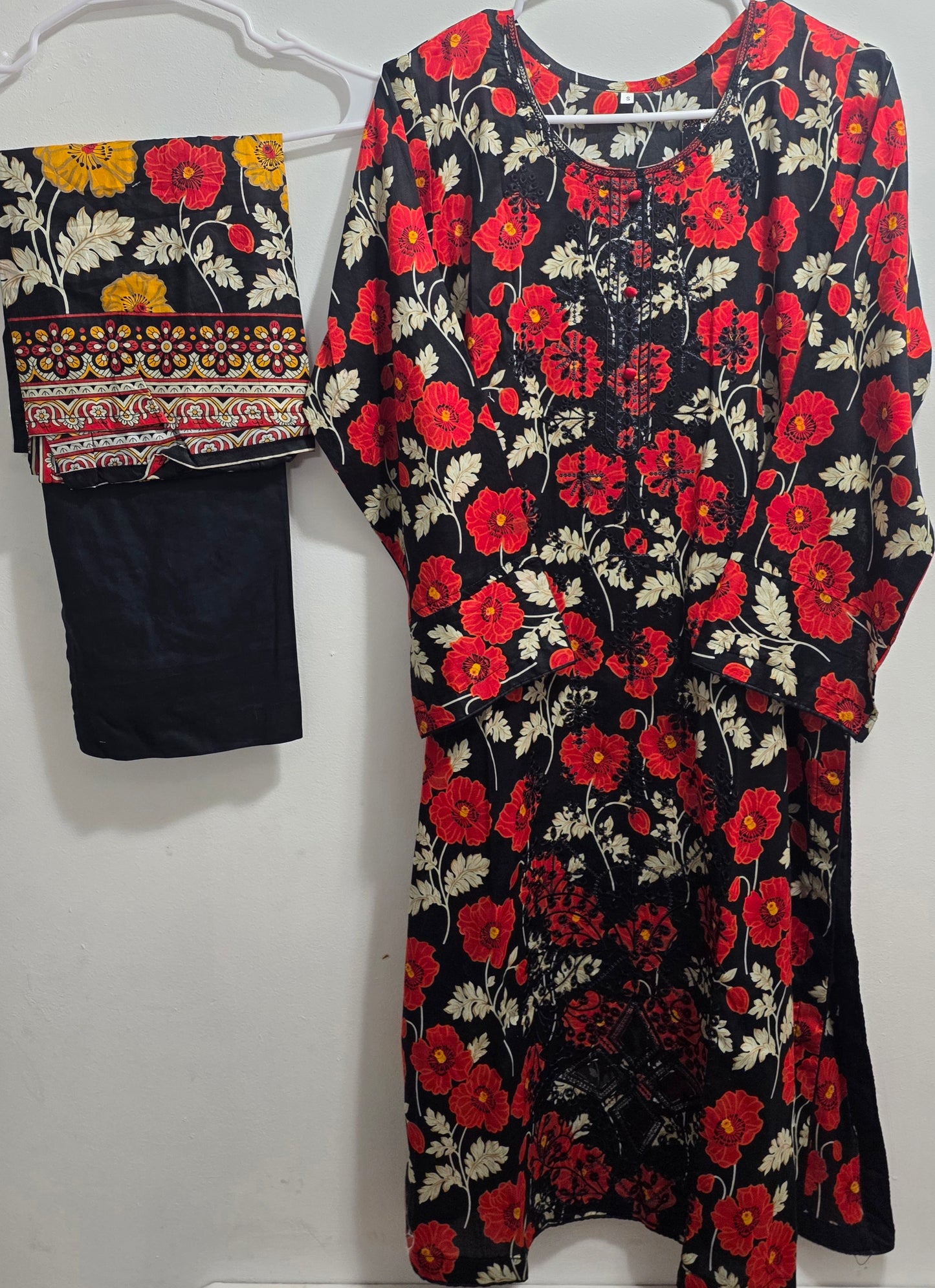 Cotton/Lawn 3pc Suit