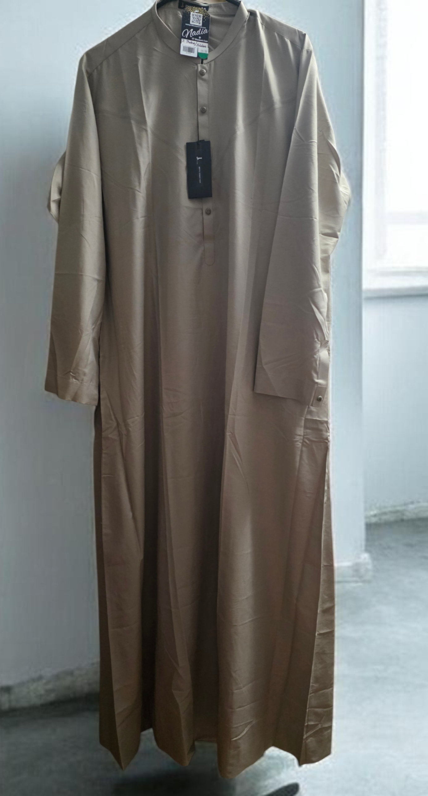 J. Men’s Thobe/Jubba