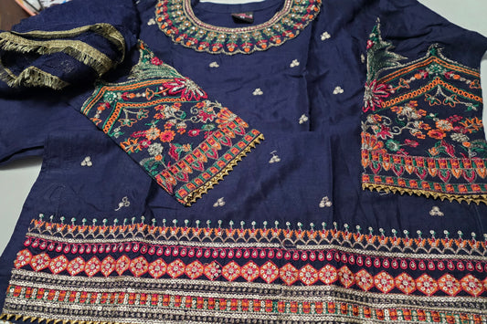 Girls Linen Embroidered Suit (9-10yrs)
