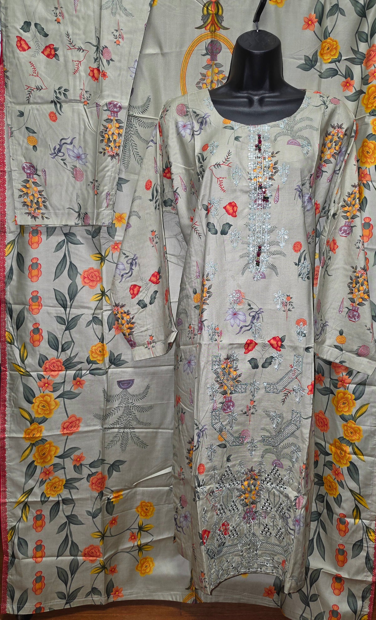 Linen Embroidered 3pc Suit