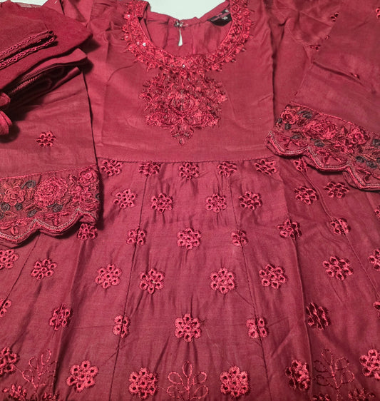 Girls Embroidered Suit (8-9yrs)
