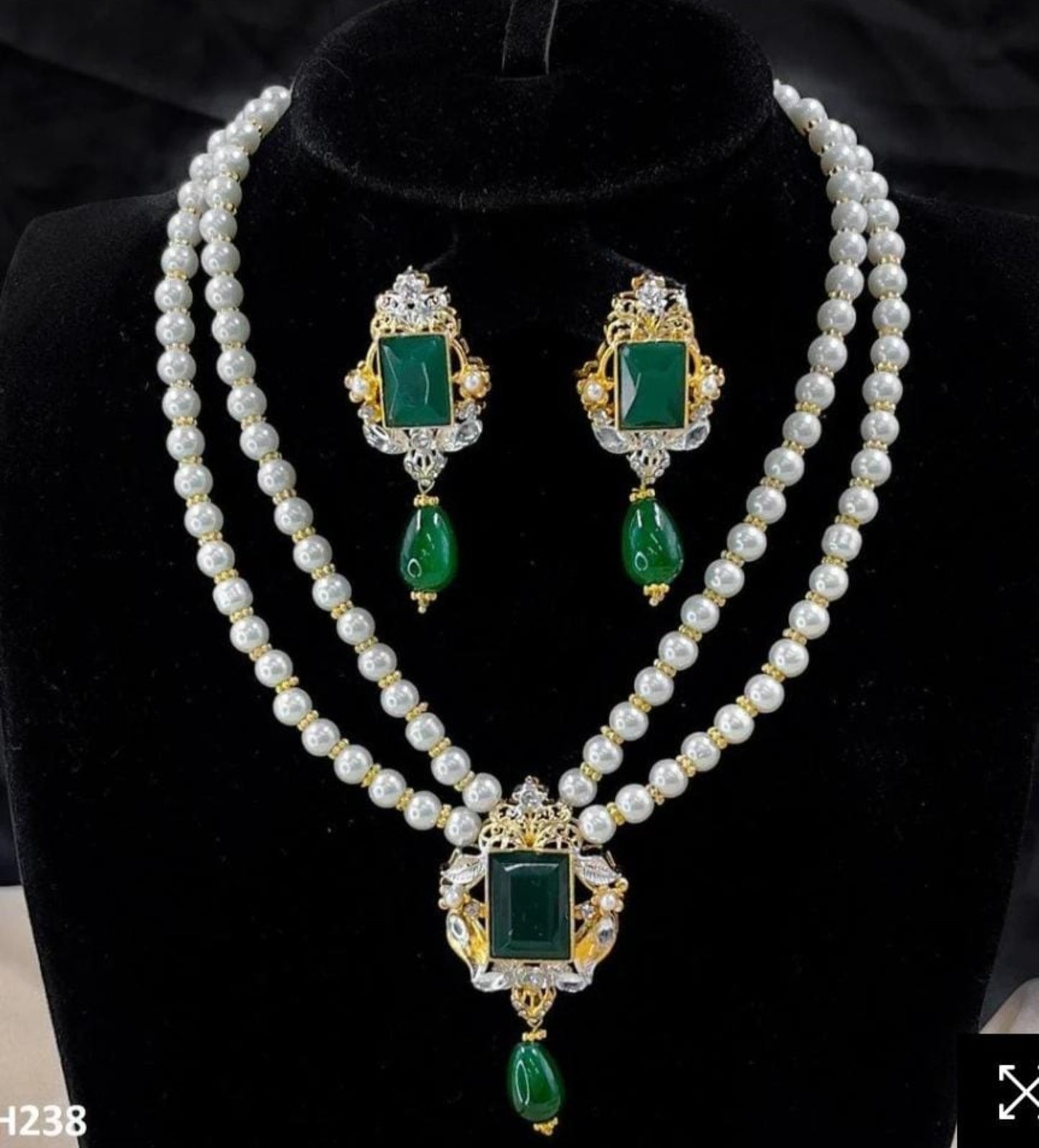 Necklace Set