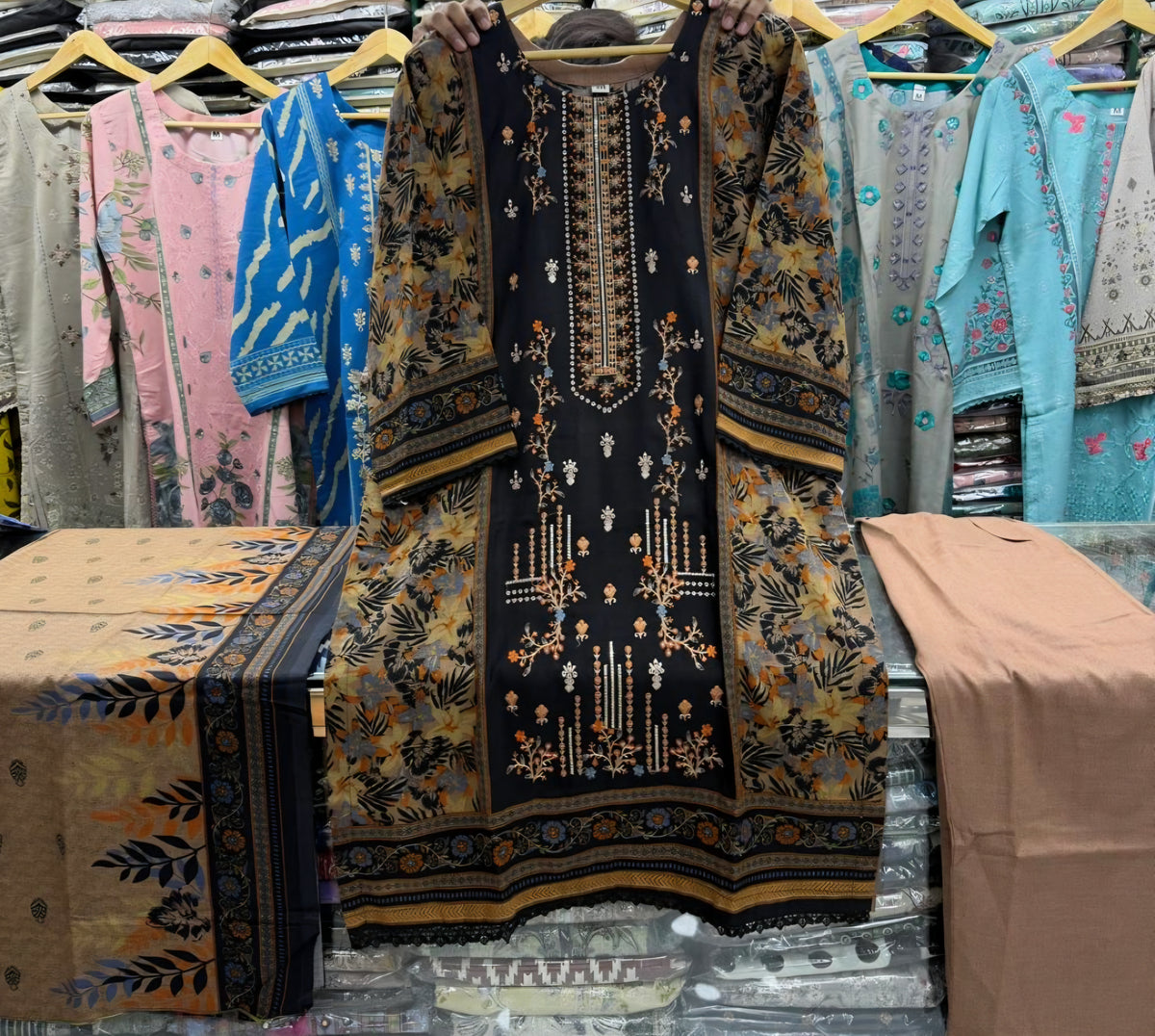 Dhanak 3pc suits