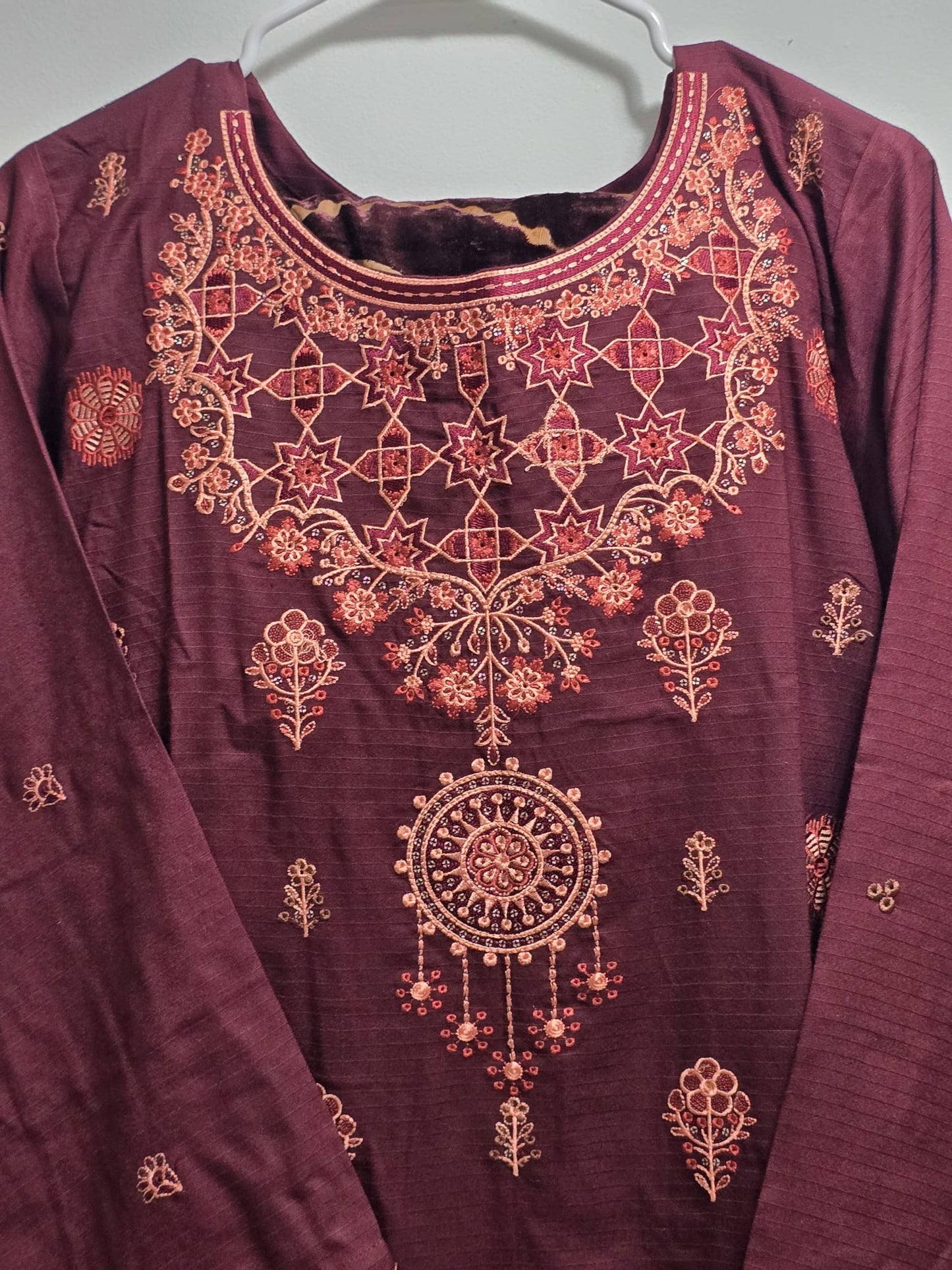 Bana Dora Embroidered Suit With Palachi Shawl