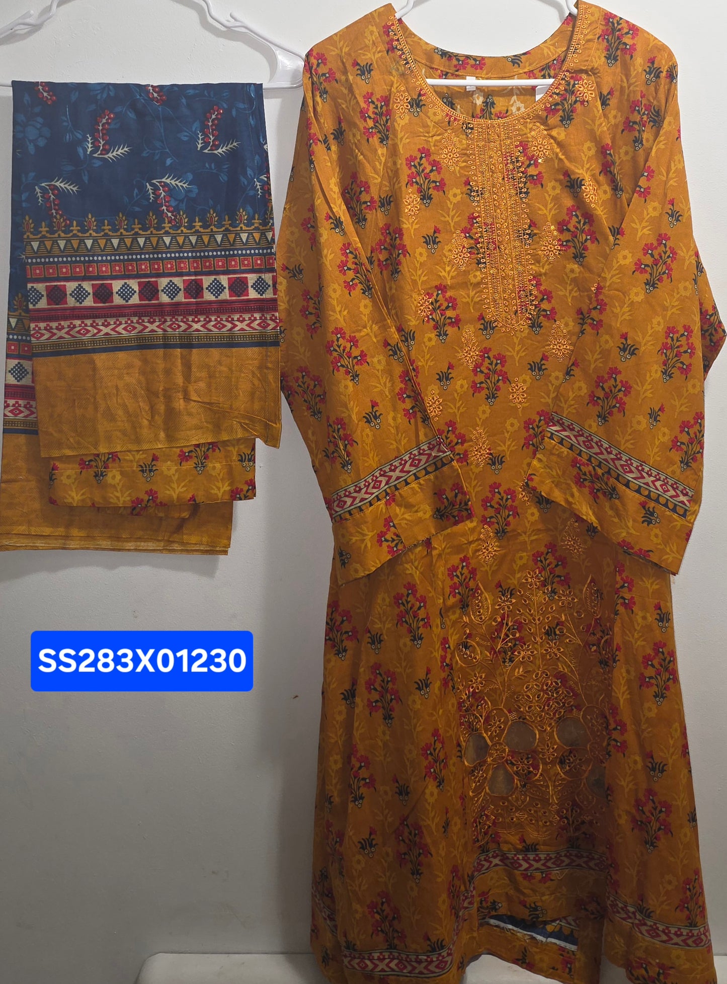 Cotton/Lawn 3pc Suit