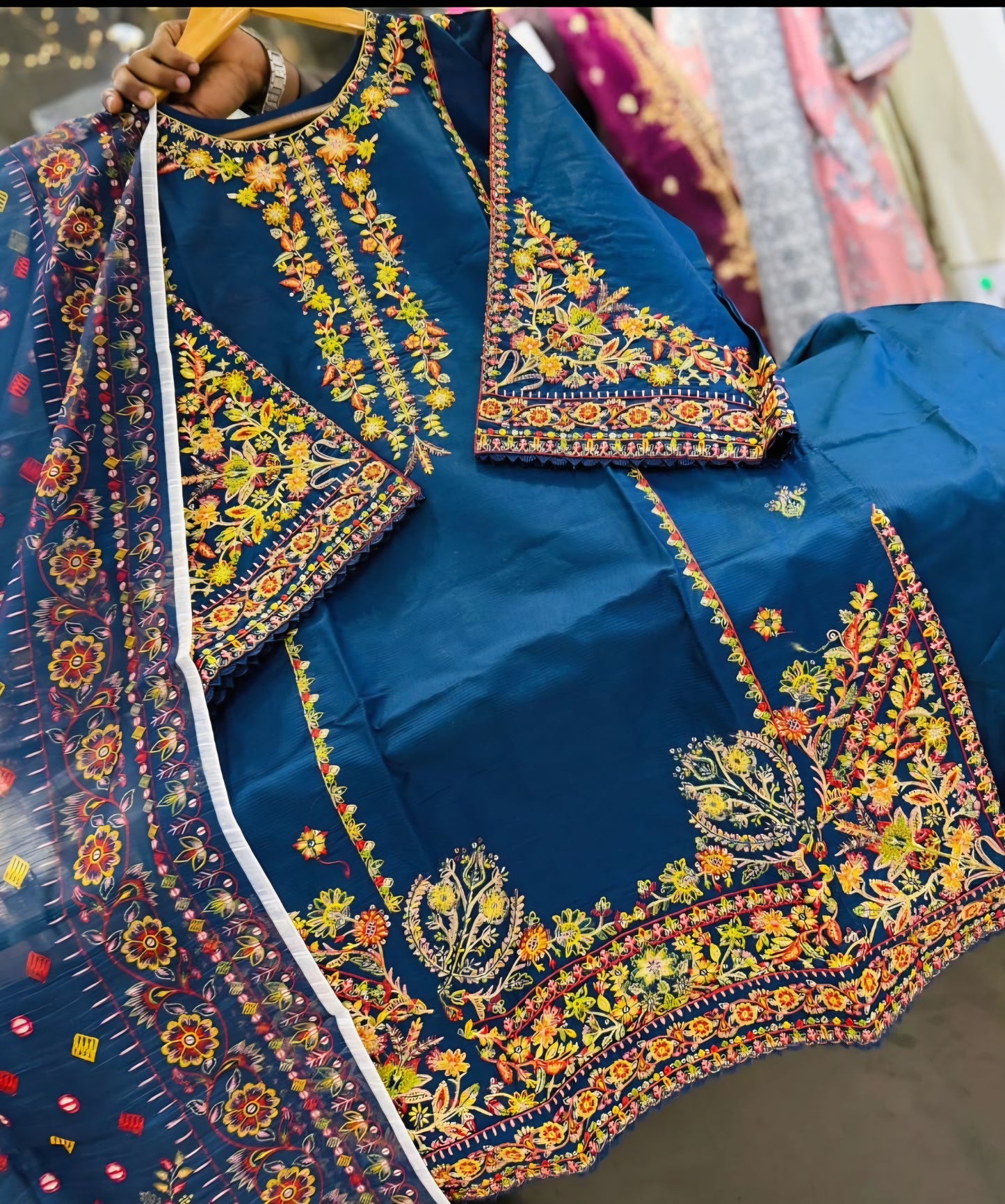Cotton 3pc Embroidered Farshi Shalwar Suit
