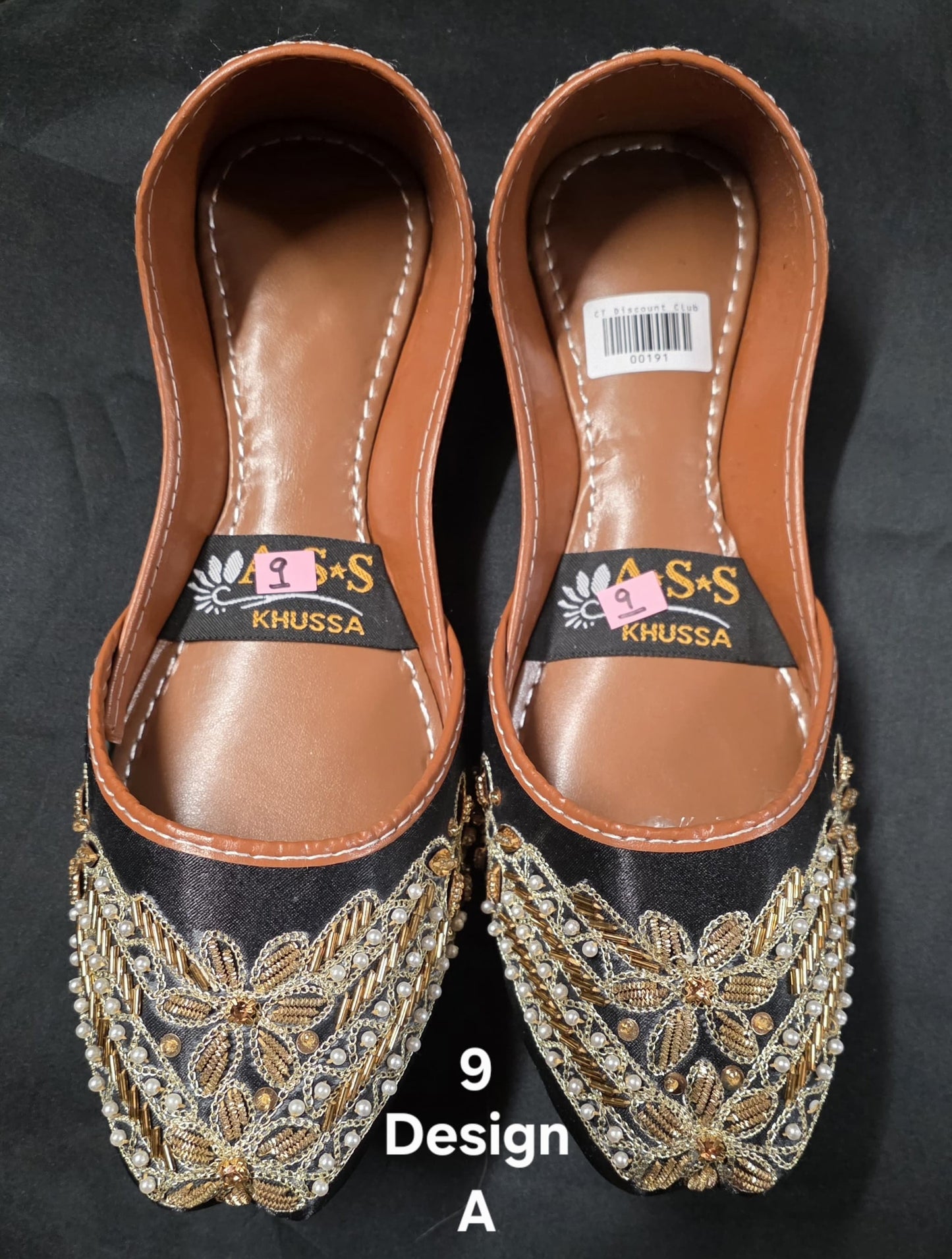 Multiple Designs of Khussa Size 9