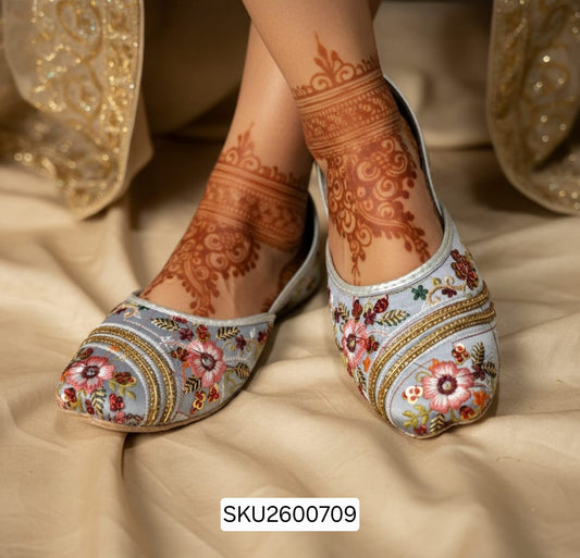 Ladies Khussa