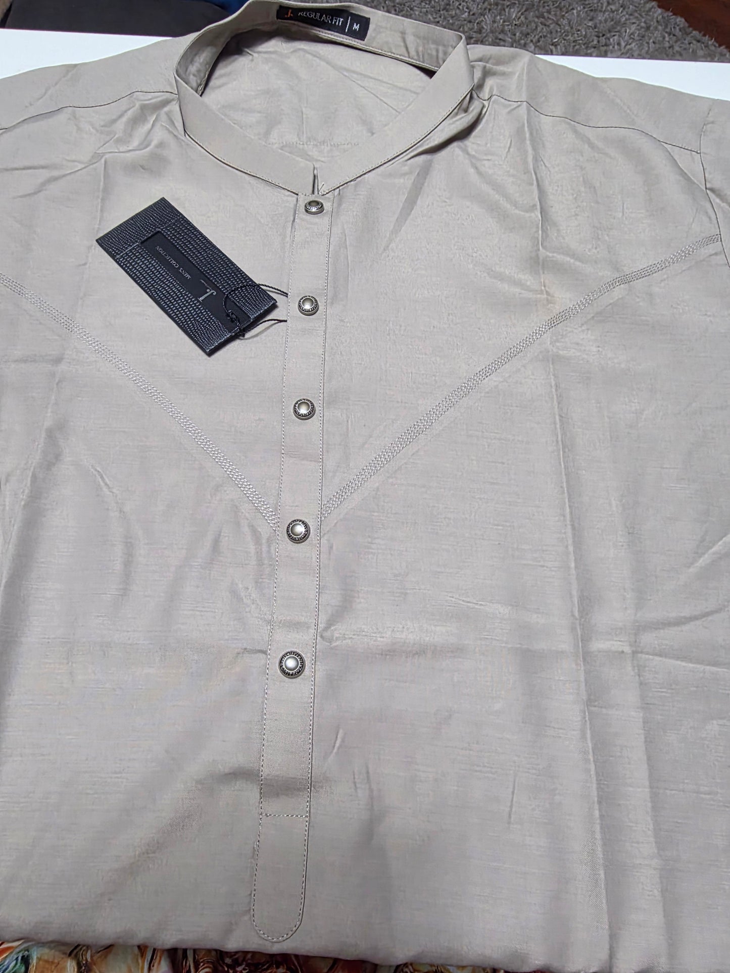J. Men’s Thobe/Jubba