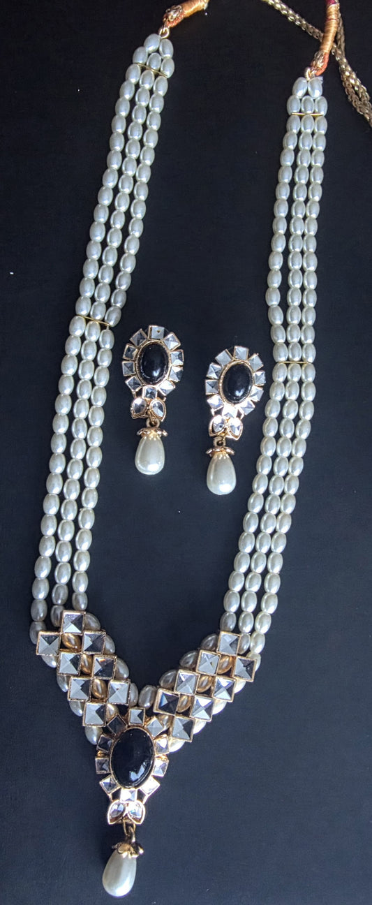 Necklace Set