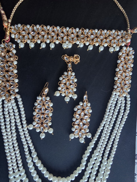 Necklace Set with Tikka and Rani Haar