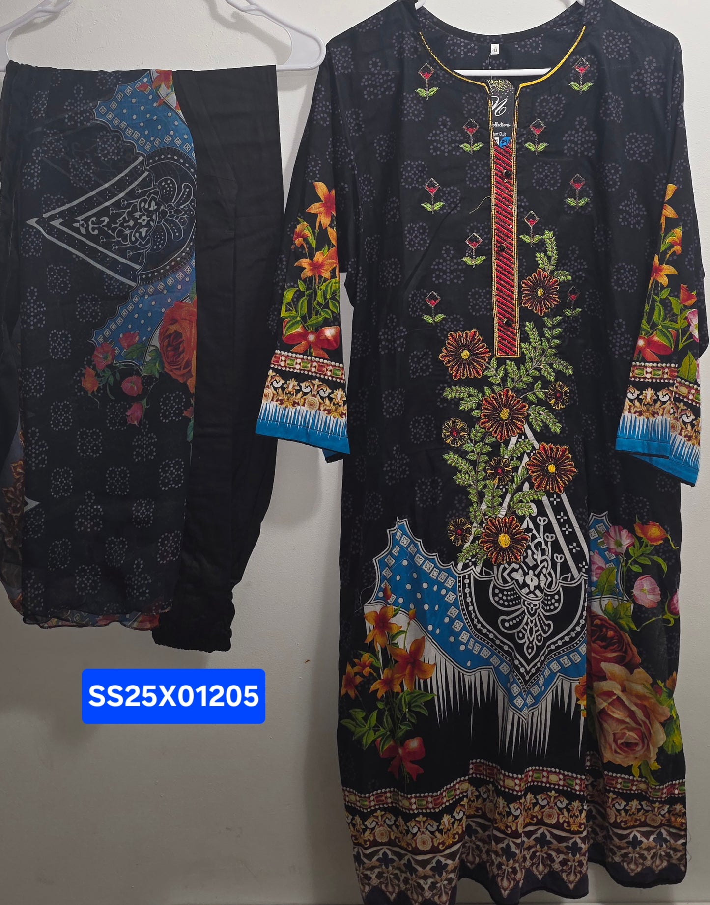 Lawn 3pc Suit with Chiffon Dupatta