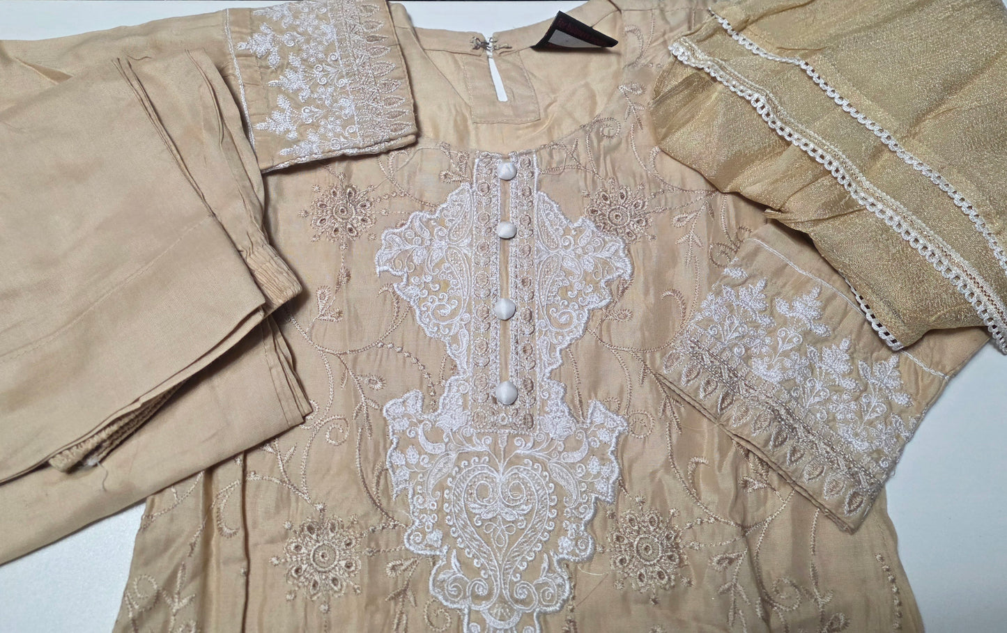 Girls Linen Embroidered Suit (9-10yrs)