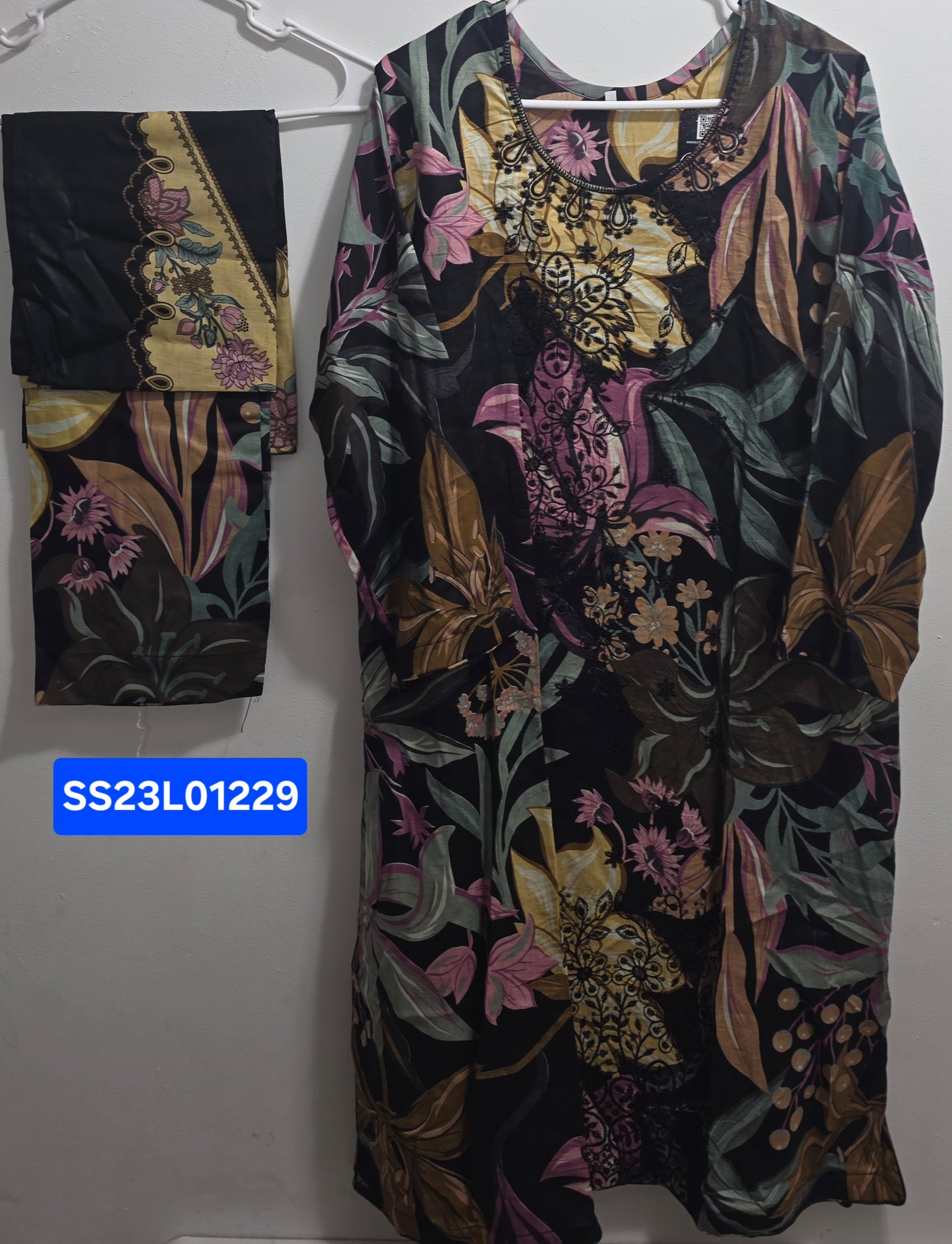 Cotton/Lawn 3pc Suit