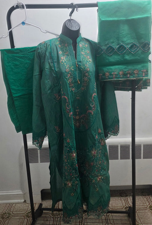 Rangoli Cotton/Lawn Embroidered 3pc Suit