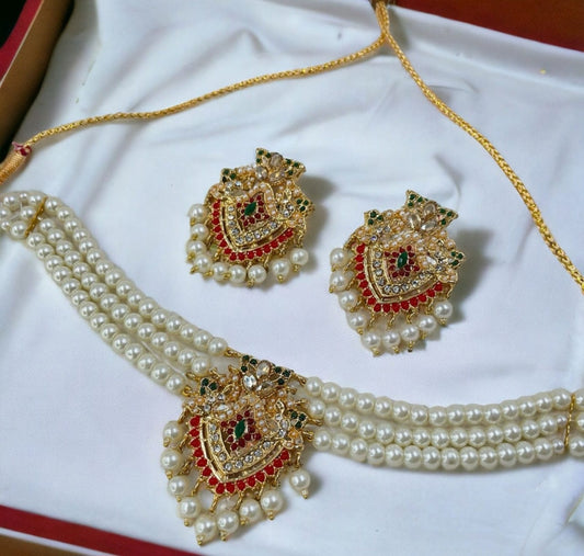 Necklace Set