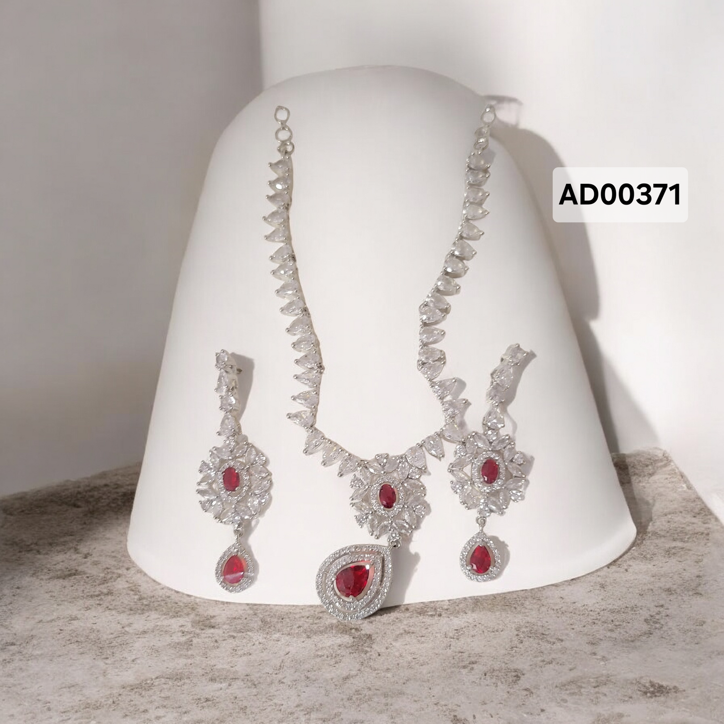 AD Necklace Set