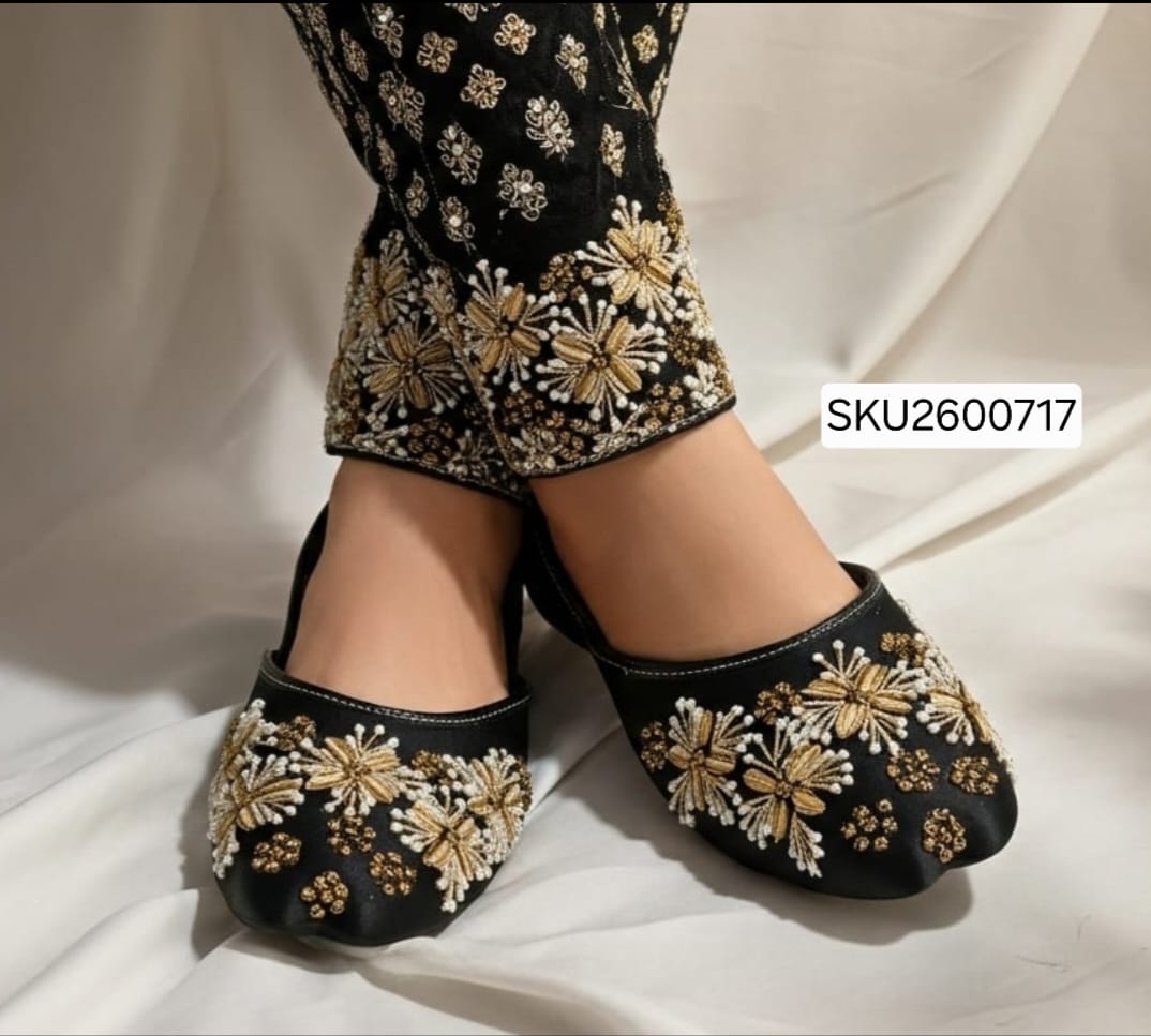 Ladies Khussa