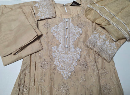 Girls Linen Embroidered Suit (9-10yrs)