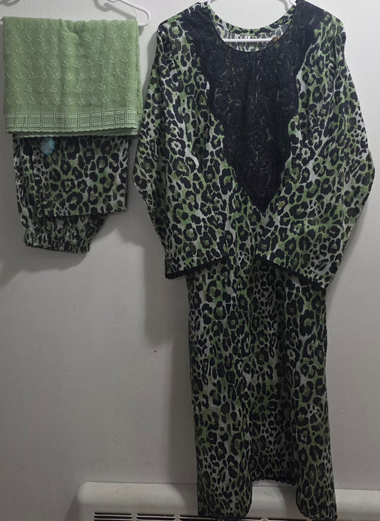 Lawn 3pc Suit with Chickenkari Dupatta