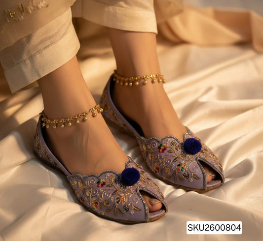 Ladies Khussa