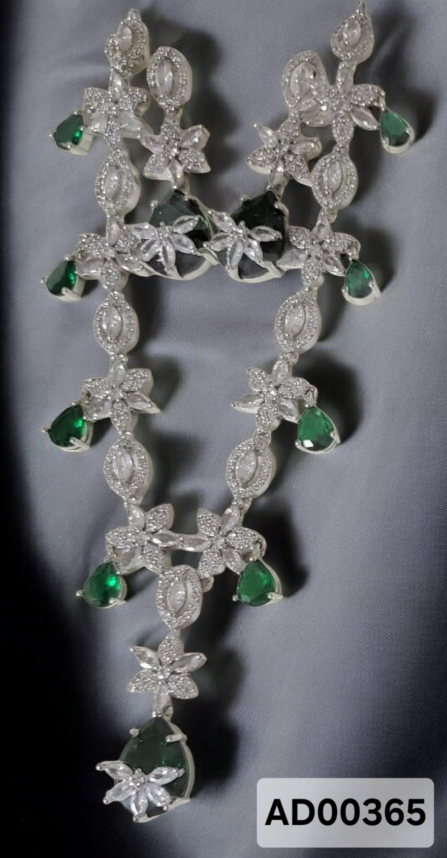 AD Crystal & Teardrop Stone Necklace Set